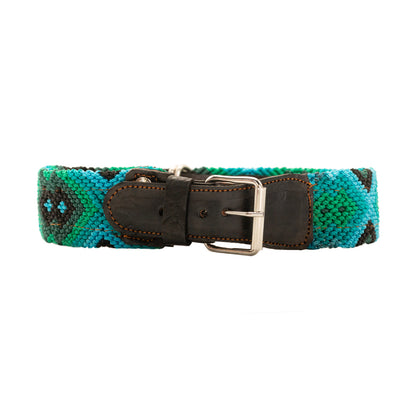 Collar meticulously woven with premium materials for dogs