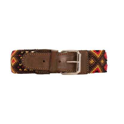 Handcrafted dog collar with a touch of rustic charm