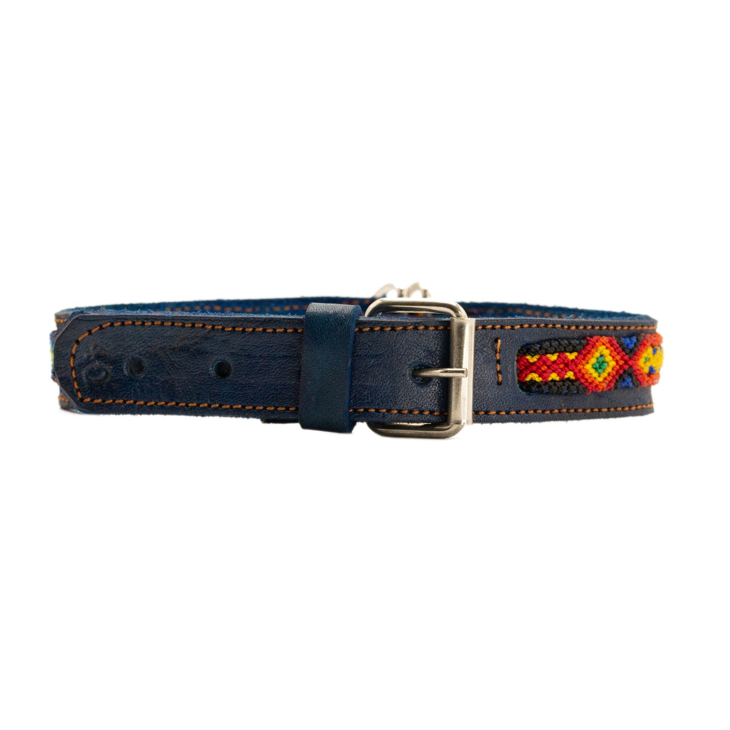 Eye-catching design on a handmade leather collar for pets